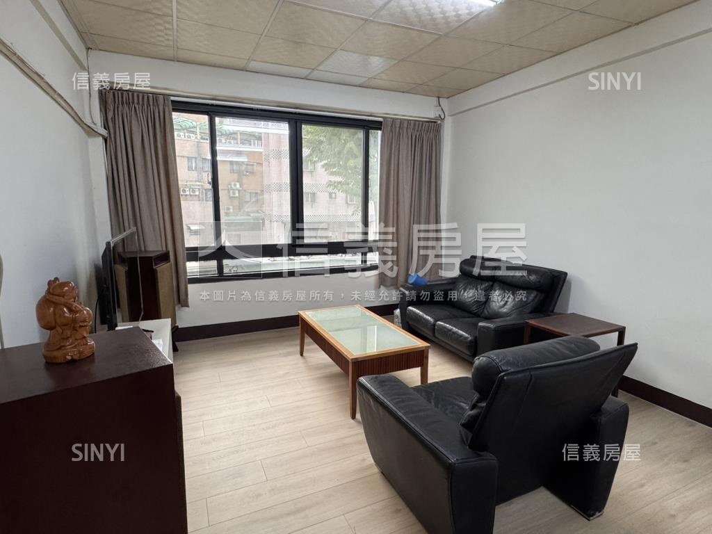 近興大透天房屋室內格局與周邊環境