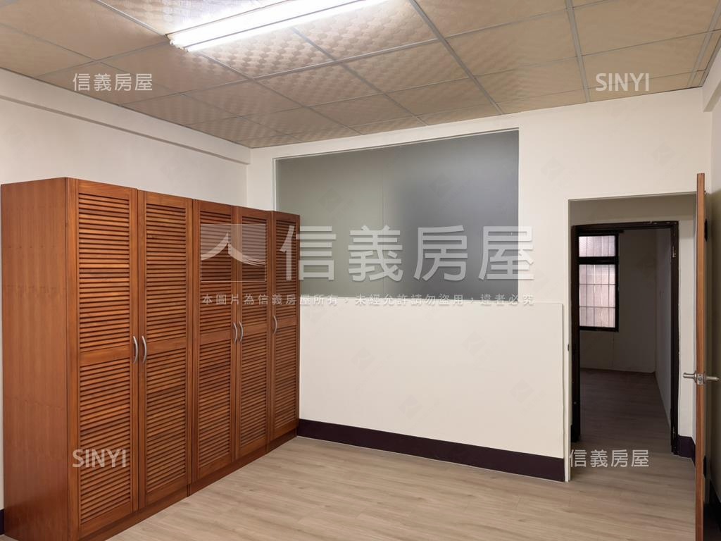 近興大透天房屋室內格局與周邊環境