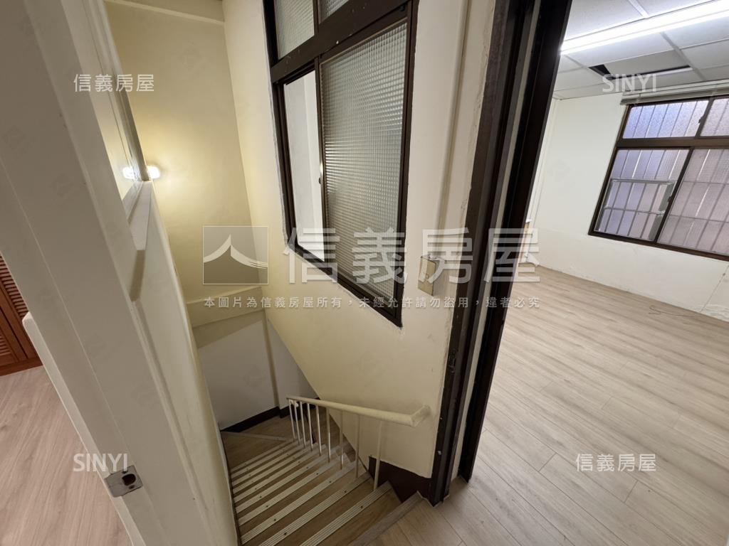 近興大透天房屋室內格局與周邊環境