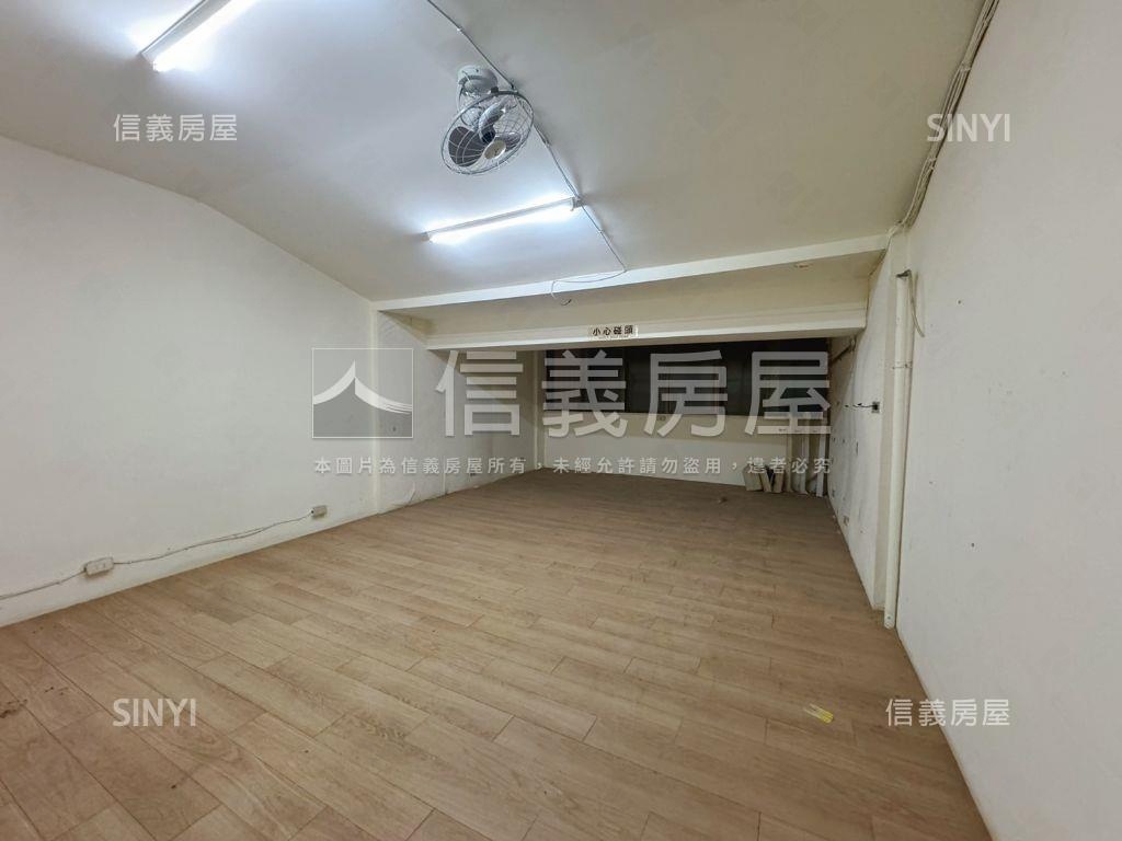 士林夜市金雞母透天店面房屋室內格局與周邊環境