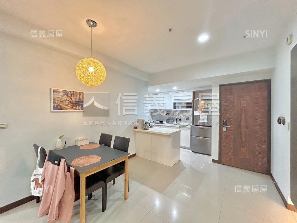 總圓上城四房美屋房屋室內格局與周邊環境