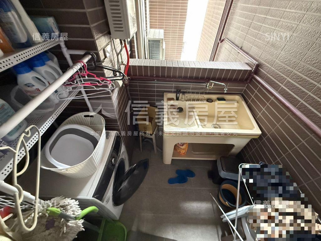 惠來上景百萬裝潢三房車位房屋室內格局與周邊環境