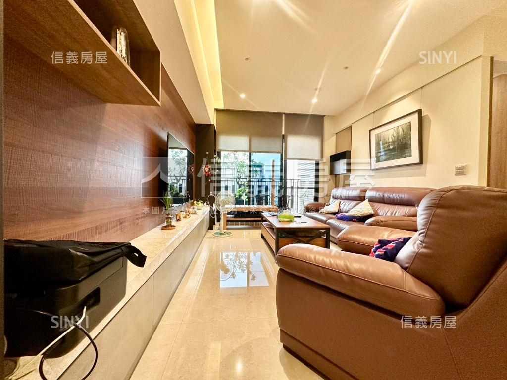 人文天璽高樓三房平車房屋室內格局與周邊環境