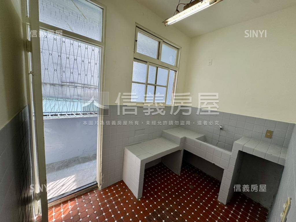 和平路黃金二樓房屋室內格局與周邊環境