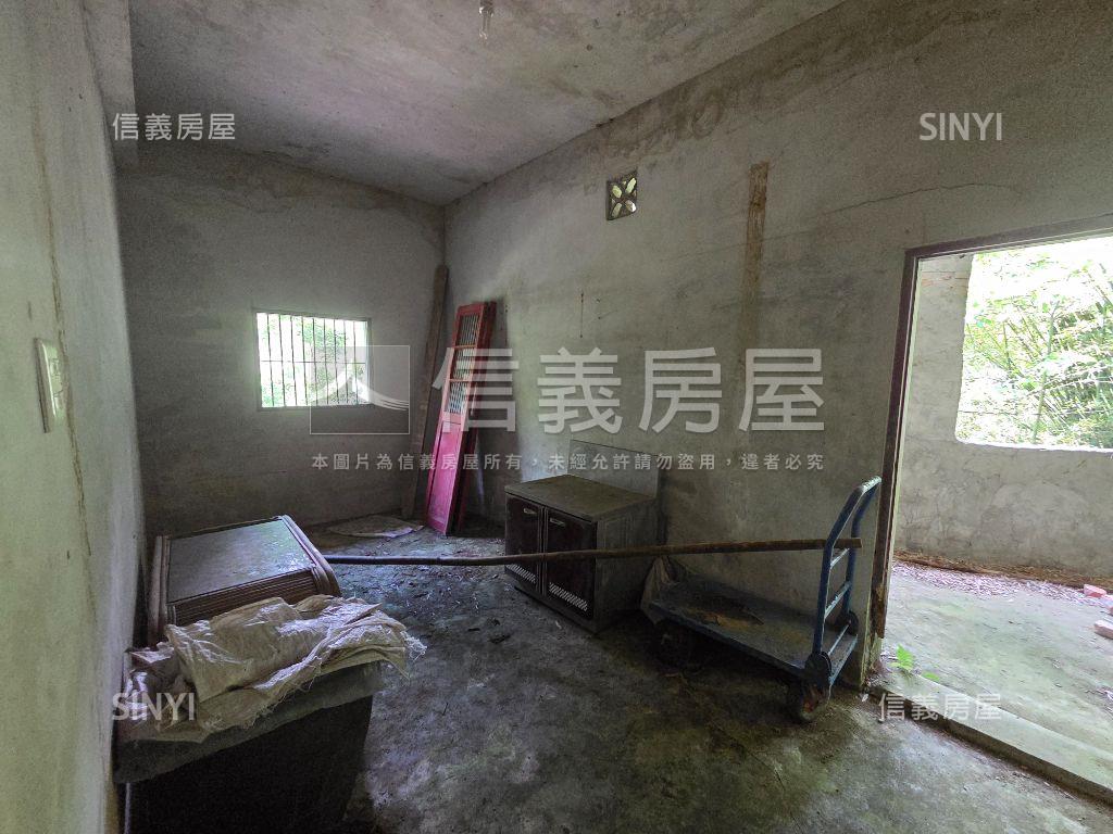 千坪新店自然林土地房屋室內格局與周邊環境