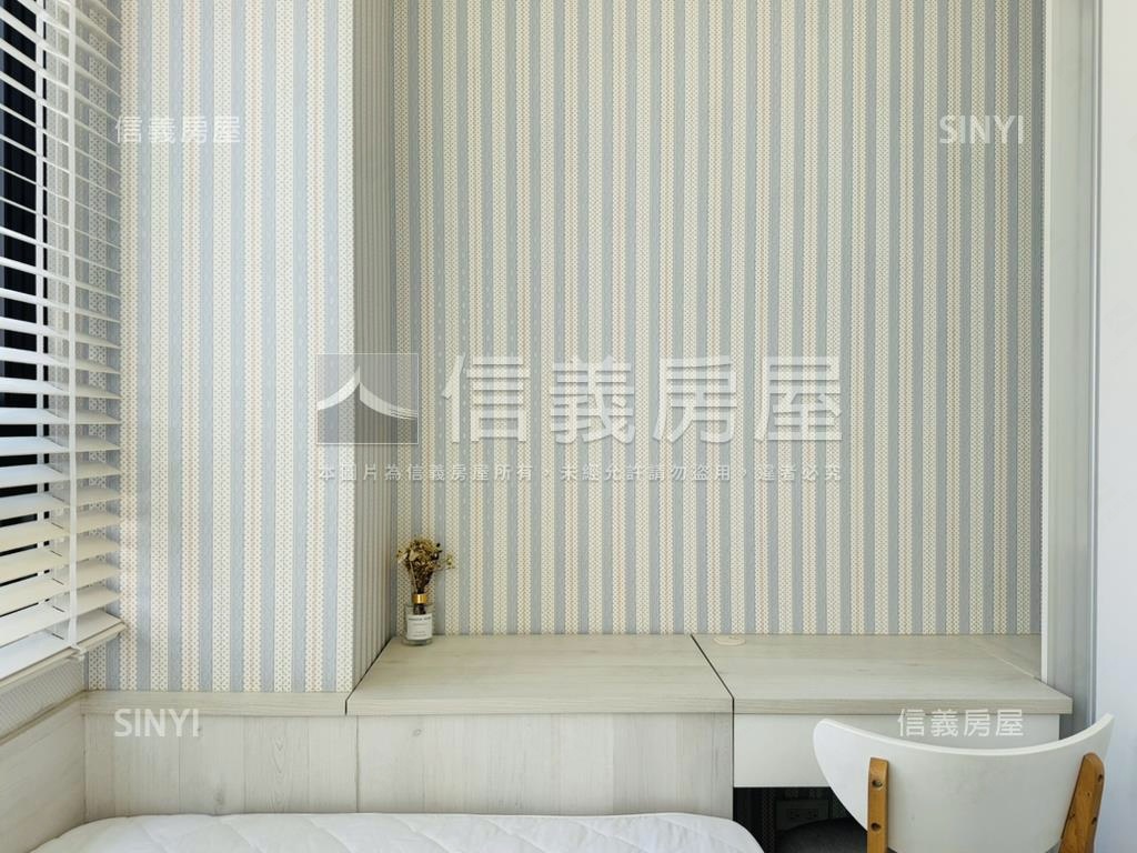 文華匯★裝潢兩房坡平車位房屋室內格局與周邊環境