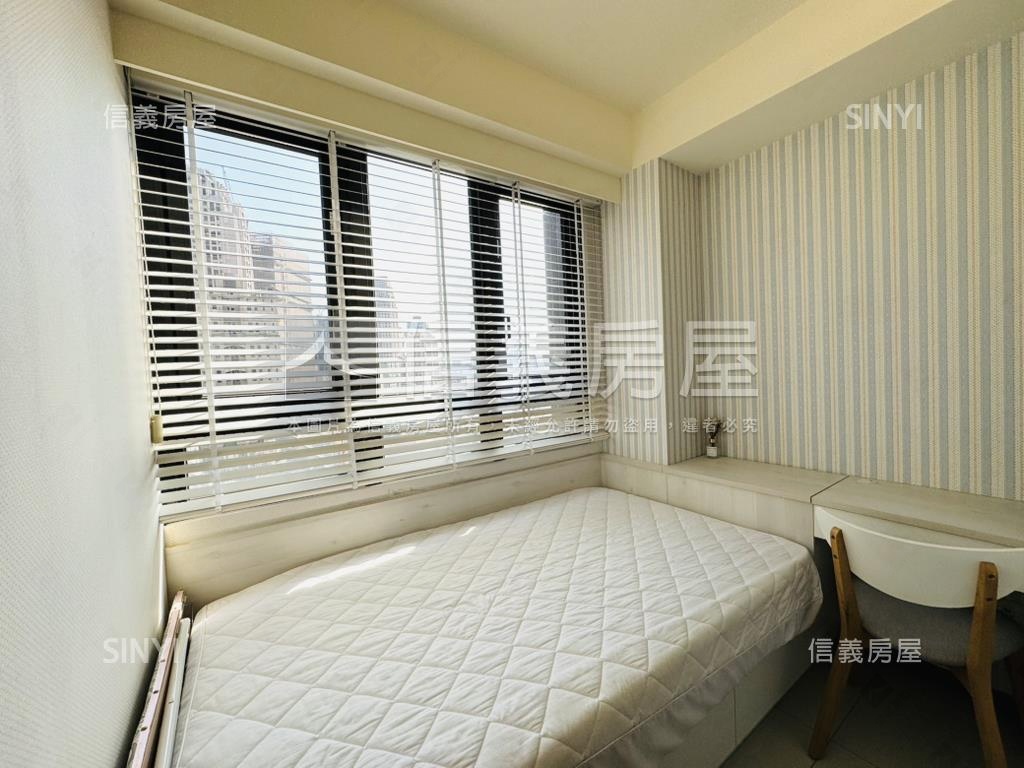 文華匯★裝潢兩房坡平車位房屋室內格局與周邊環境