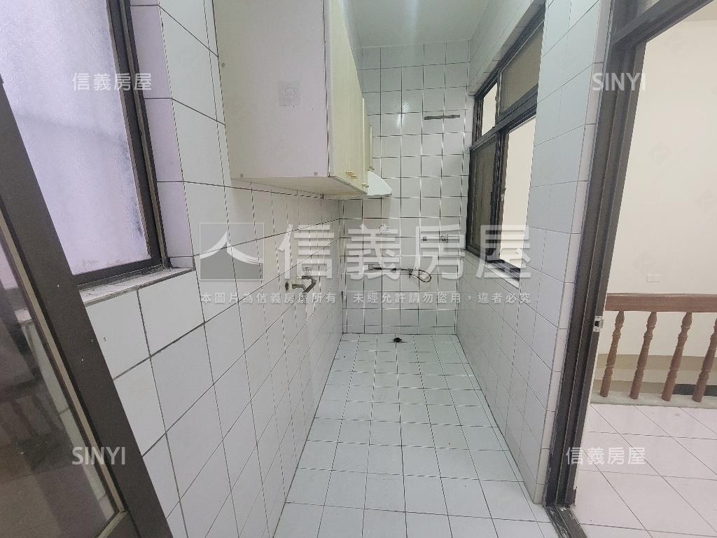 ✦正新興路✦吃市金店面房屋室內格局與周邊環境