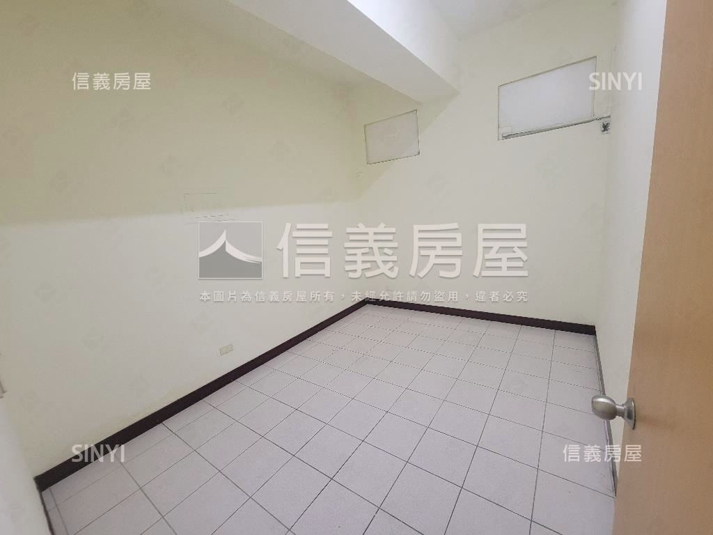 ✦正新興路✦吃市金店面房屋室內格局與周邊環境