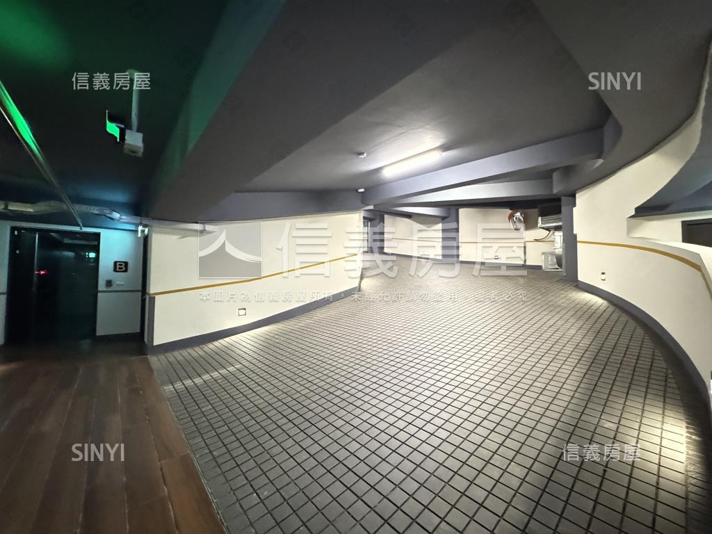 長庚Ａ８璽來登套房美屋房屋室內格局與周邊環境