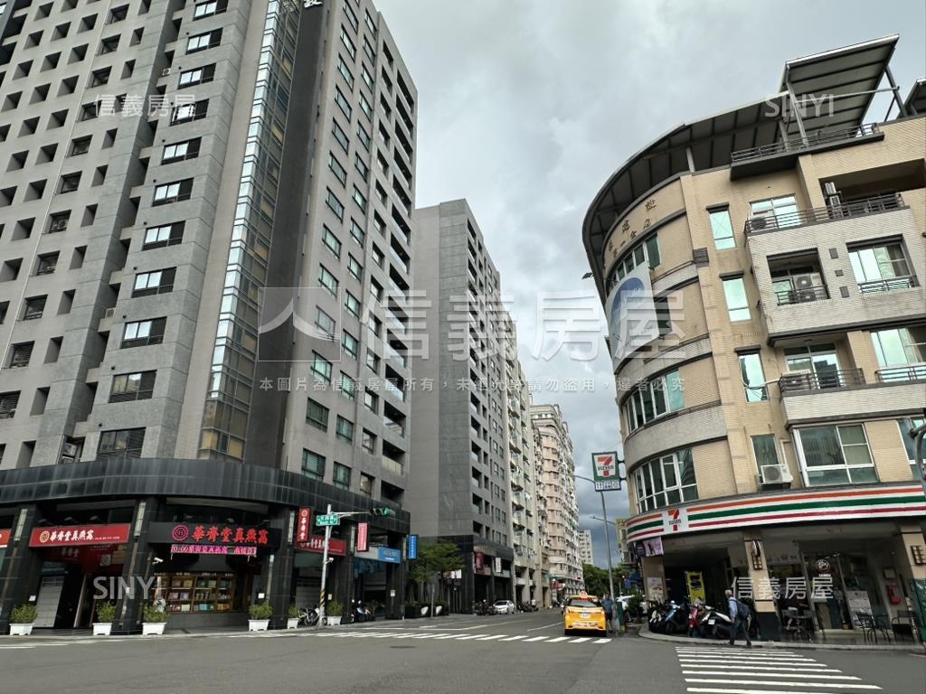近Ｒ１５面寬三角窗店面房屋室內格局與周邊環境