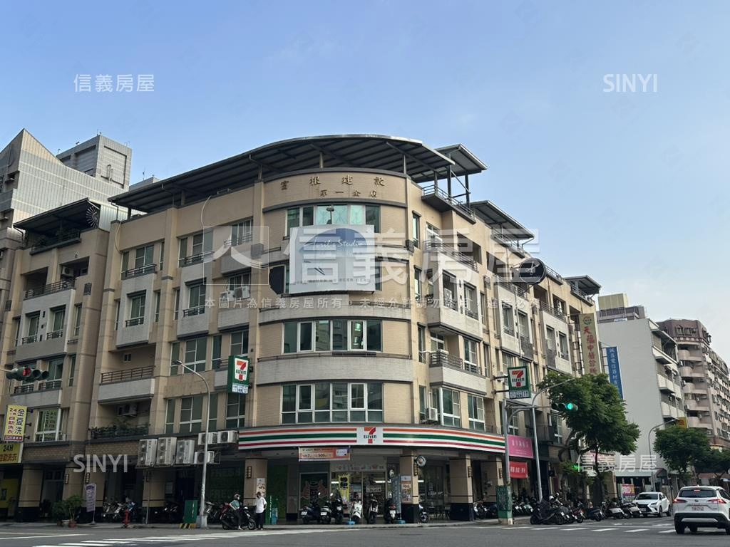 近Ｒ１５面寬三角窗店面房屋室內格局與周邊環境