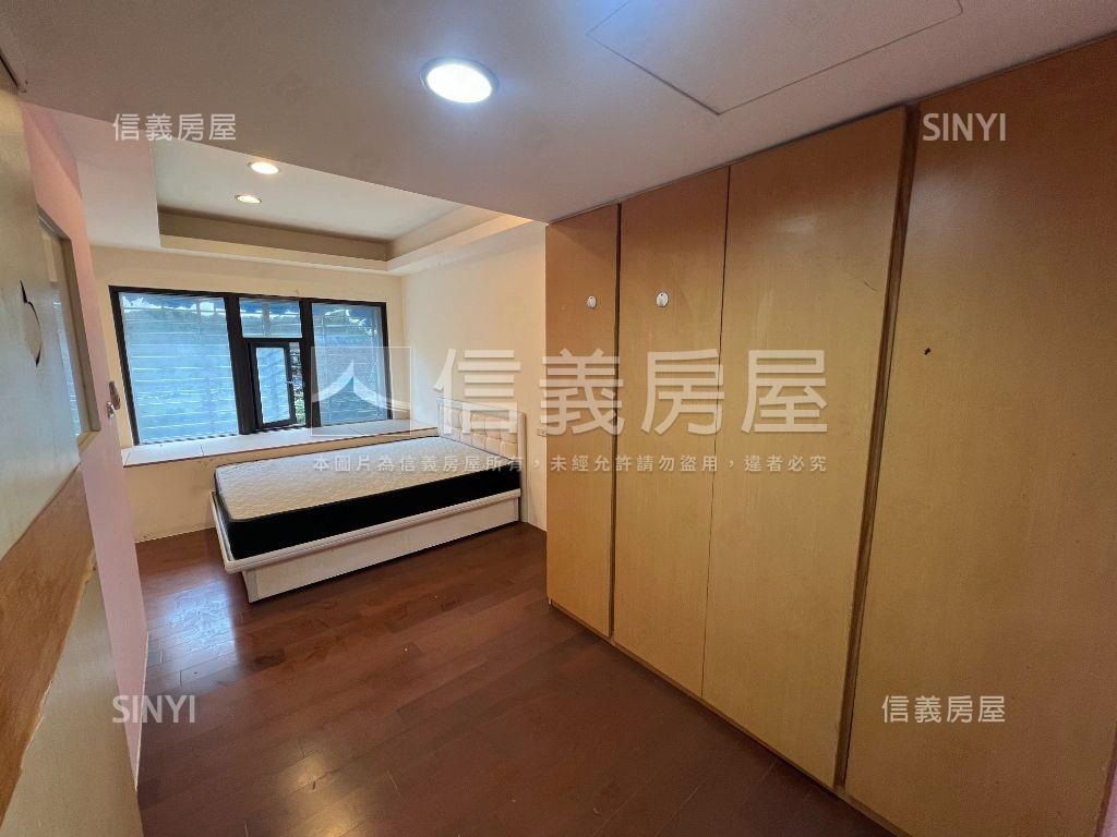 士林社子低總價店面車位房屋室內格局與周邊環境