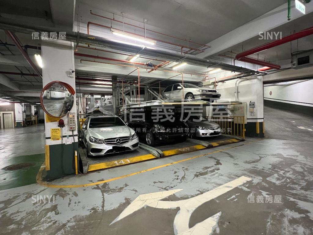 士林社子低總價店面車位房屋室內格局與周邊環境