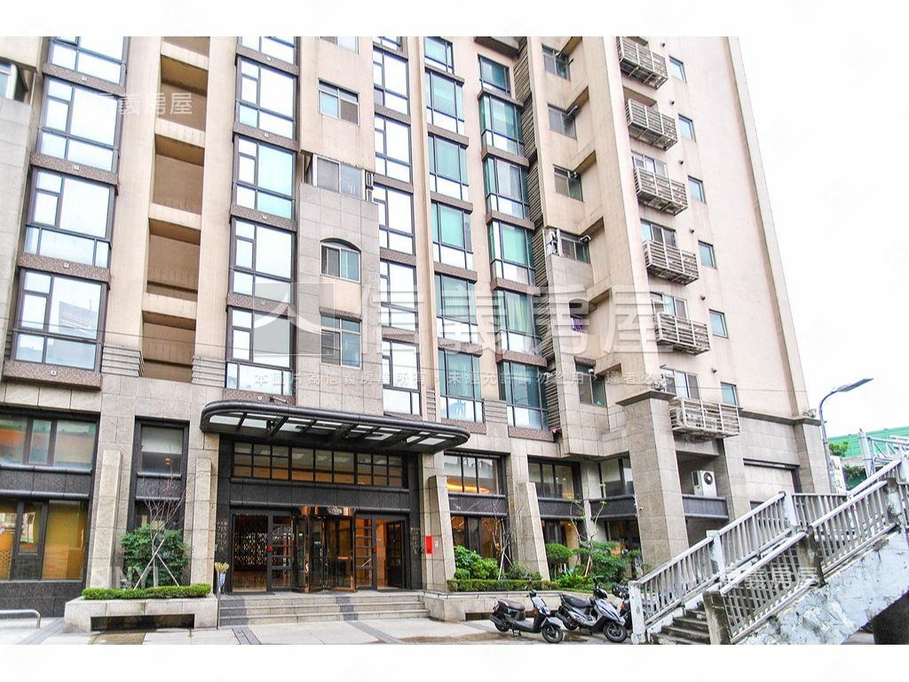 士林社子低總價店面車位房屋室內格局與周邊環境