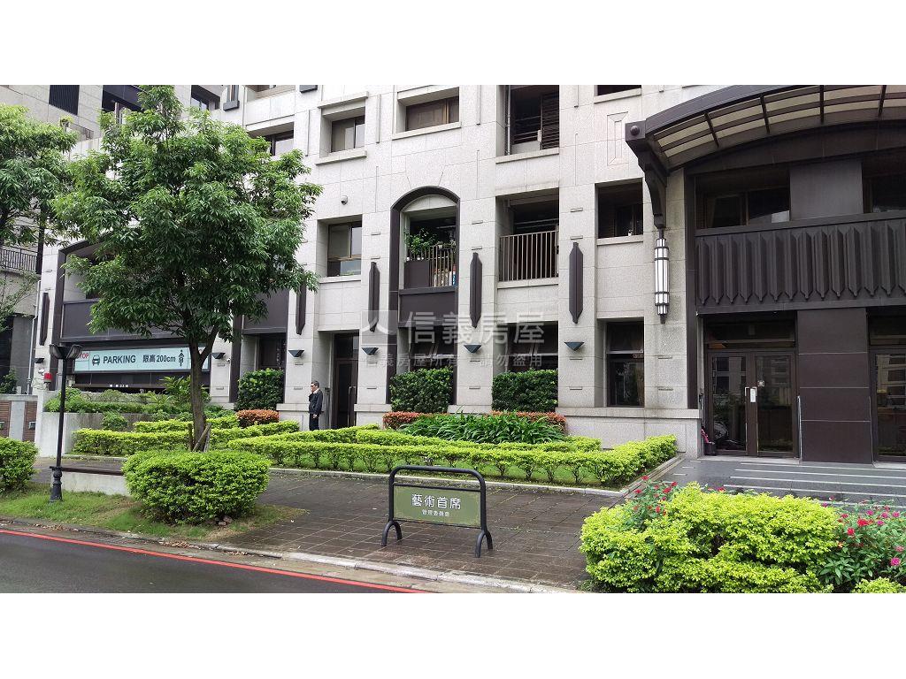 ＜幸福站＞藝術首席金店面房屋室內格局與周邊環境
