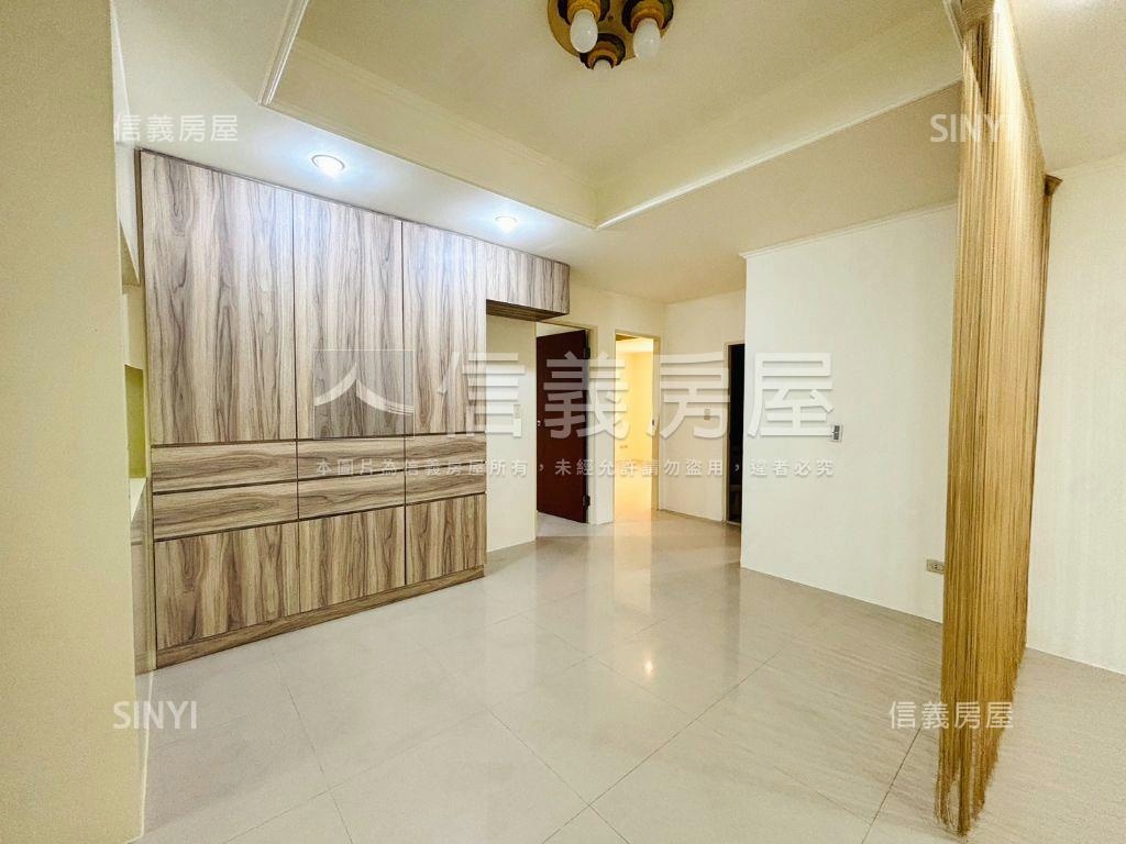 屋況棒中和街公寓２樓房屋室內格局與周邊環境