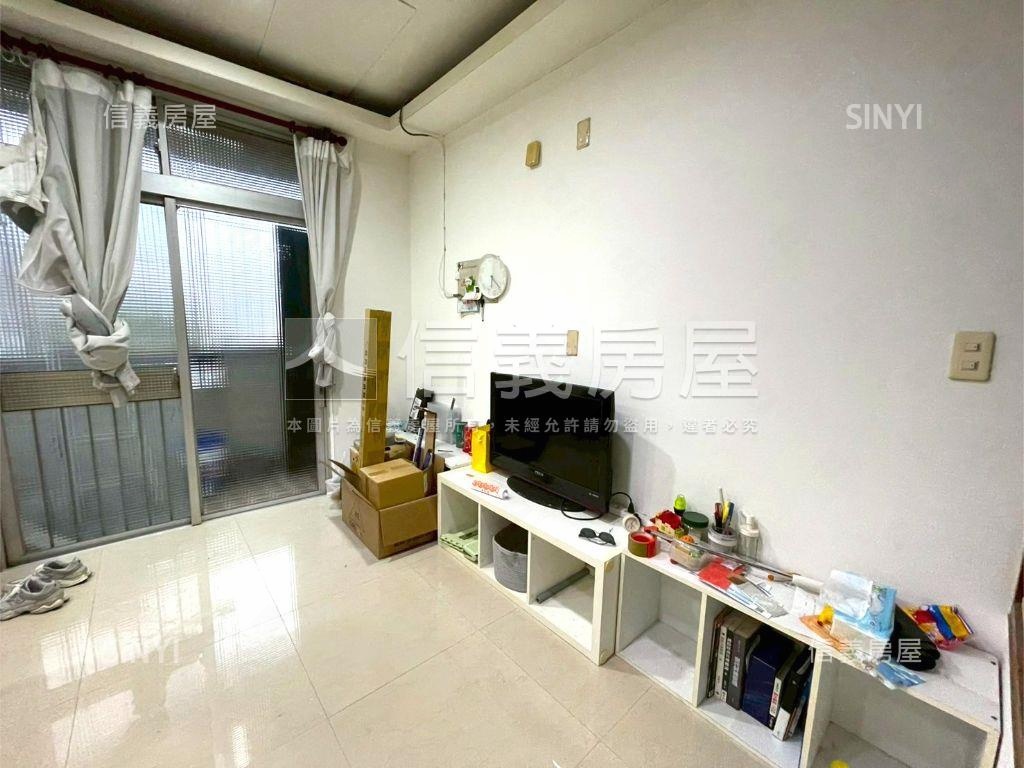 近火車站明亮三房美寓房屋室內格局與周邊環境