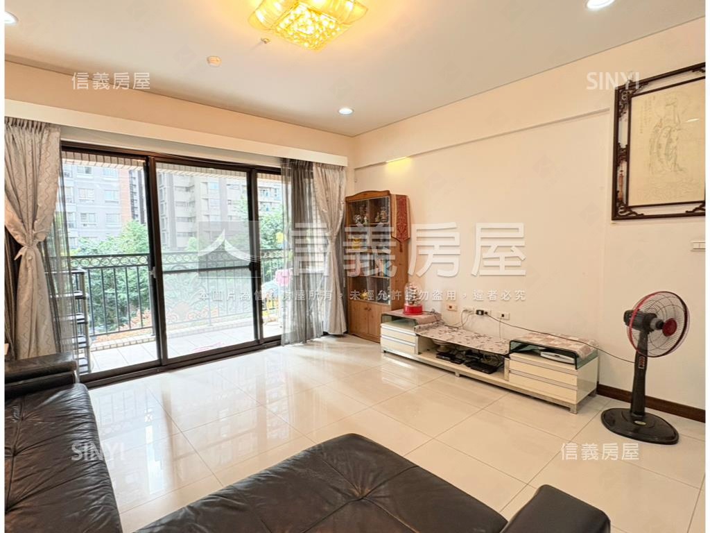 春城邊間樹景四房房屋室內格局與周邊環境