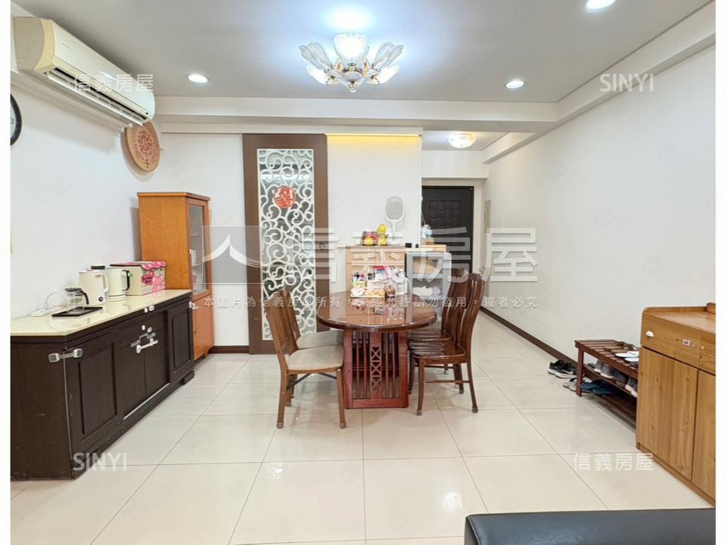 春城邊間樹景四房房屋室內格局與周邊環境