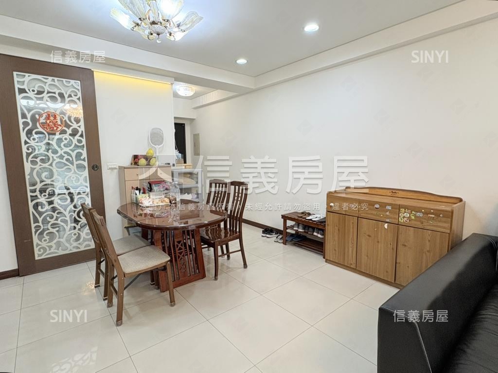 春城邊間樹景四房房屋室內格局與周邊環境