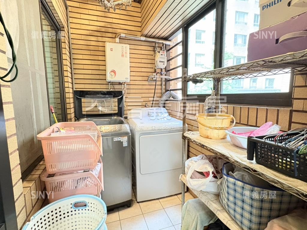 春城邊間樹景四房房屋室內格局與周邊環境