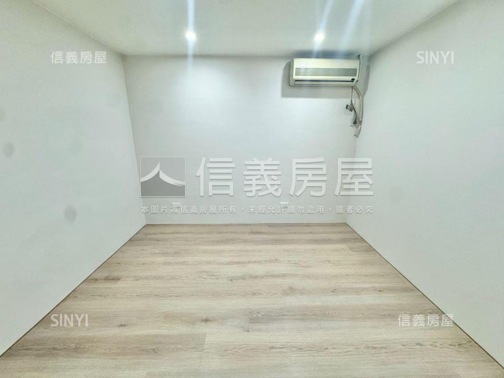 近巨城【柯林頓】三房房屋室內格局與周邊環境