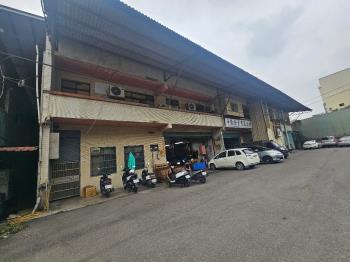 土城永寧乙工廠房５２６坪