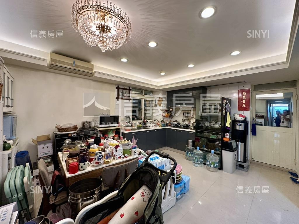 極品。海景三房平面車位房屋室內格局與周邊環境