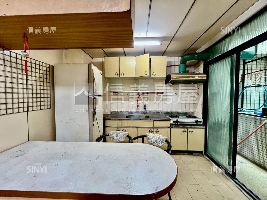 西門圓環旁公寓房屋室內格局與周邊環境