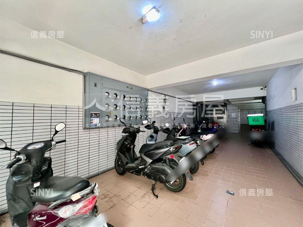 西門圓環旁公寓房屋室內格局與周邊環境