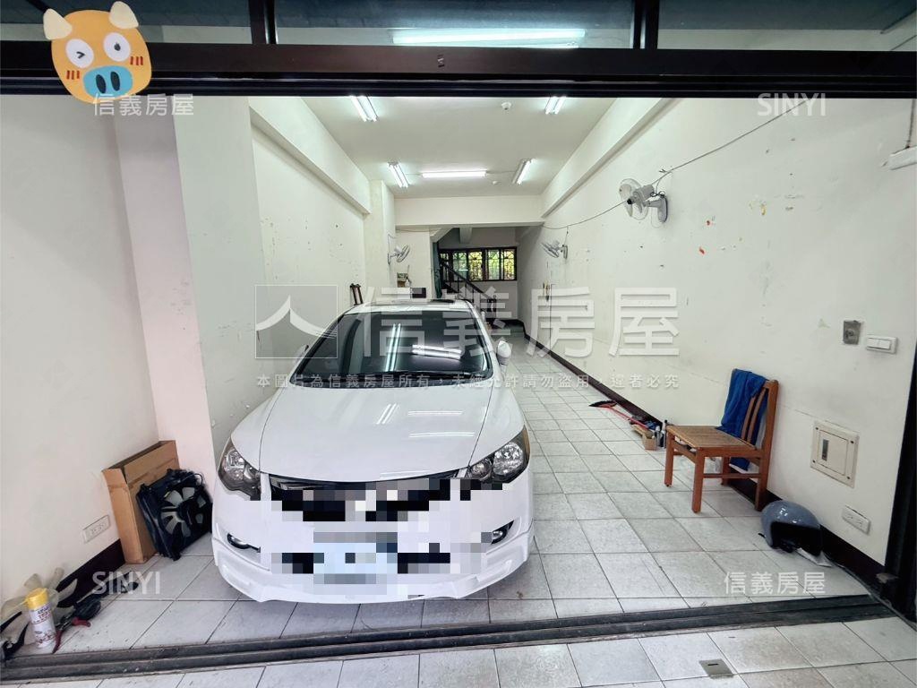 水湳經貿挑高３米６美店住房屋室內格局與周邊環境