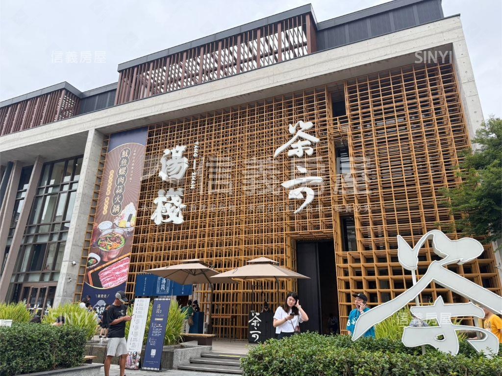 水湳經貿挑高３米６美店住房屋室內格局與周邊環境