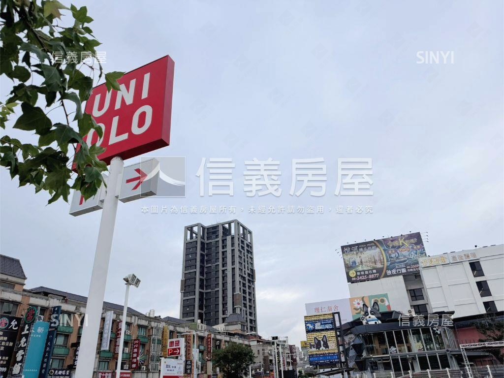 水湳經貿挑高３米６美店住房屋室內格局與周邊環境