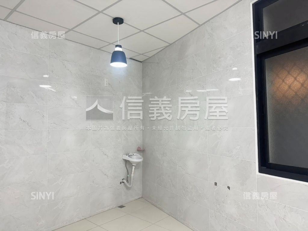 民權路有整理金店面房屋室內格局與周邊環境