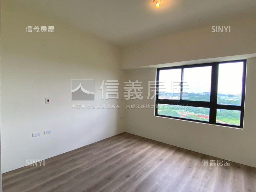 新城峰三房車位遠眺海岸線房屋室內格局與周邊環境