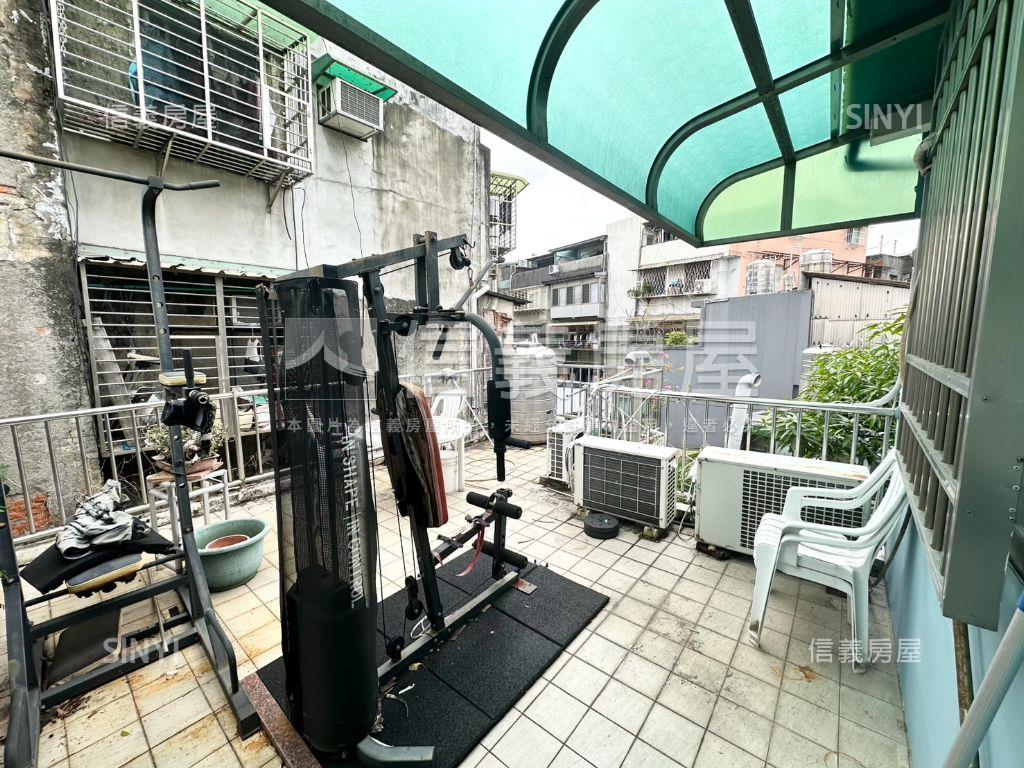 基泰建設都更案透天房屋室內格局與周邊環境