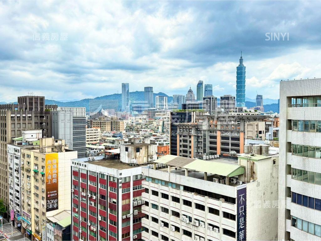 全新小巨蛋高樓美宅附車位房屋室內格局與周邊環境