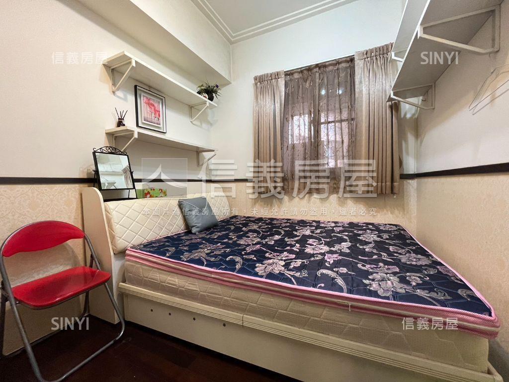 羅浮宮廷４房車位稀有釋出房屋室內格局與周邊環境