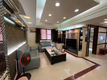 羅浮宮廷４房車位稀有釋出