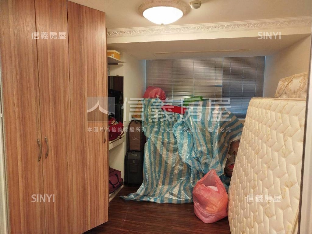 群星會！兩房附坡平車位房屋室內格局與周邊環境