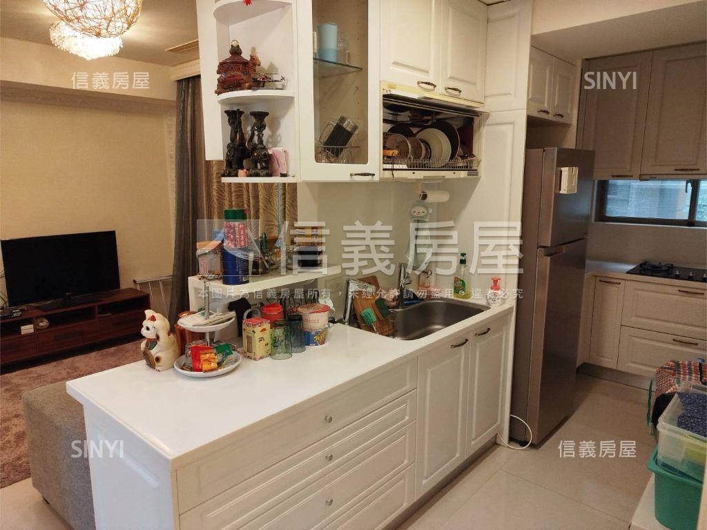 群星會！兩房附坡平車位房屋室內格局與周邊環境