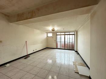 晶華美美五房車位