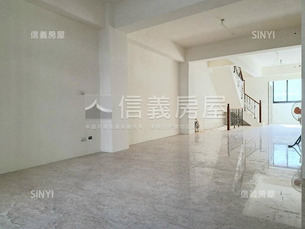 全新中興熱鬧文武百市金店房屋室內格局與周邊環境