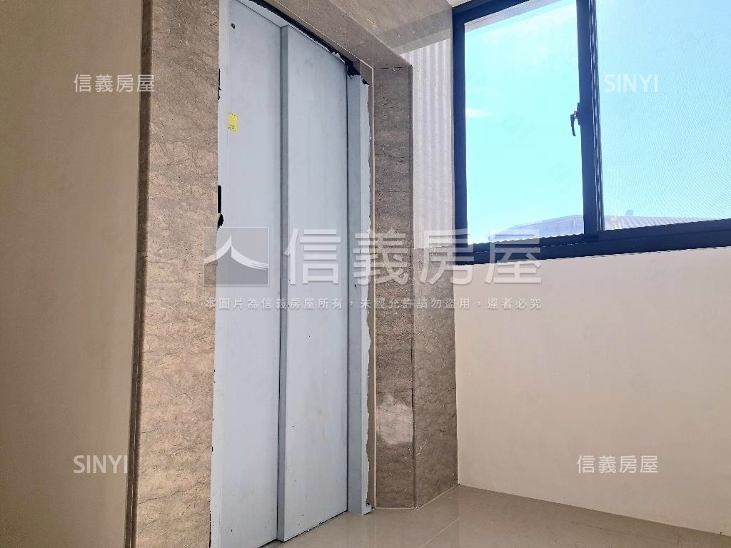 全新中興熱鬧文武百市金店房屋室內格局與周邊環境