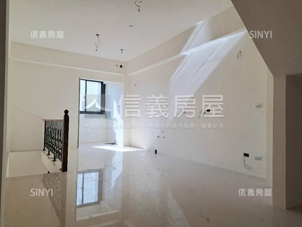 全新中興熱鬧文武百市金店房屋室內格局與周邊環境