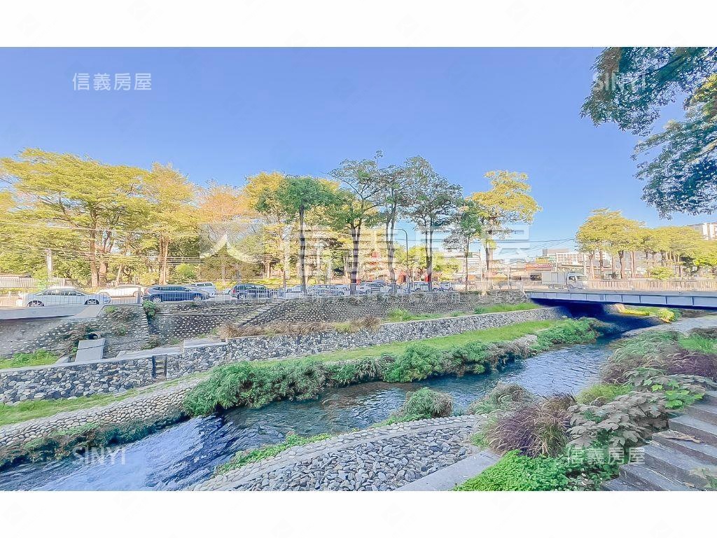 惠來河畔捷運三房車位房屋室內格局與周邊環境