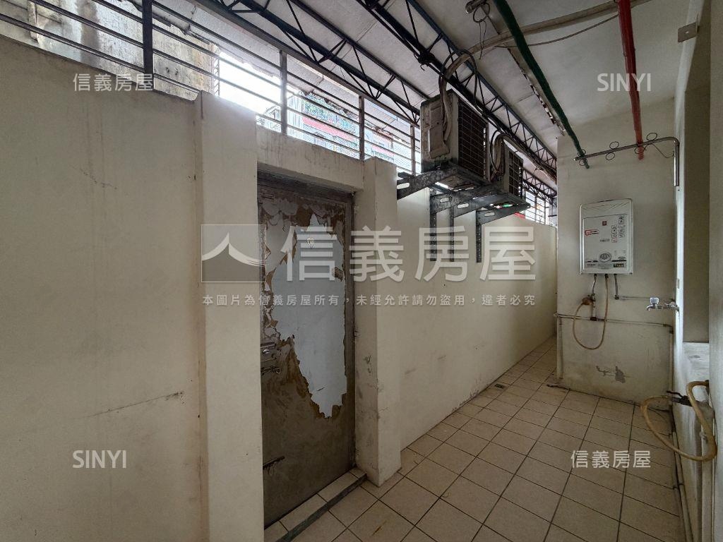 明峰街一樓住店大空間房屋室內格局與周邊環境