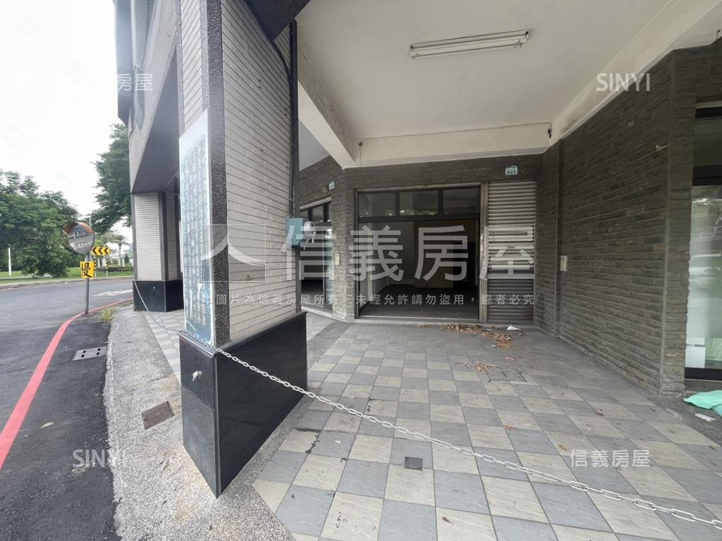 雙併約１６米面寬金透店讚房屋室內格局與周邊環境