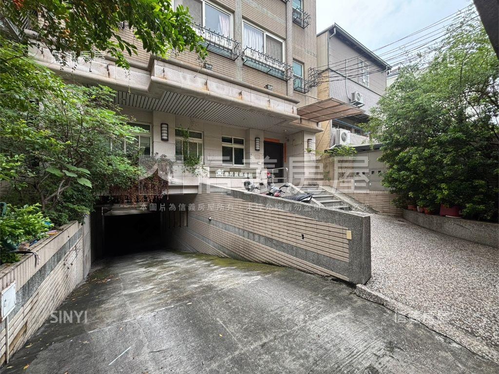 逢甲整棟收租透套房屋室內格局與周邊環境